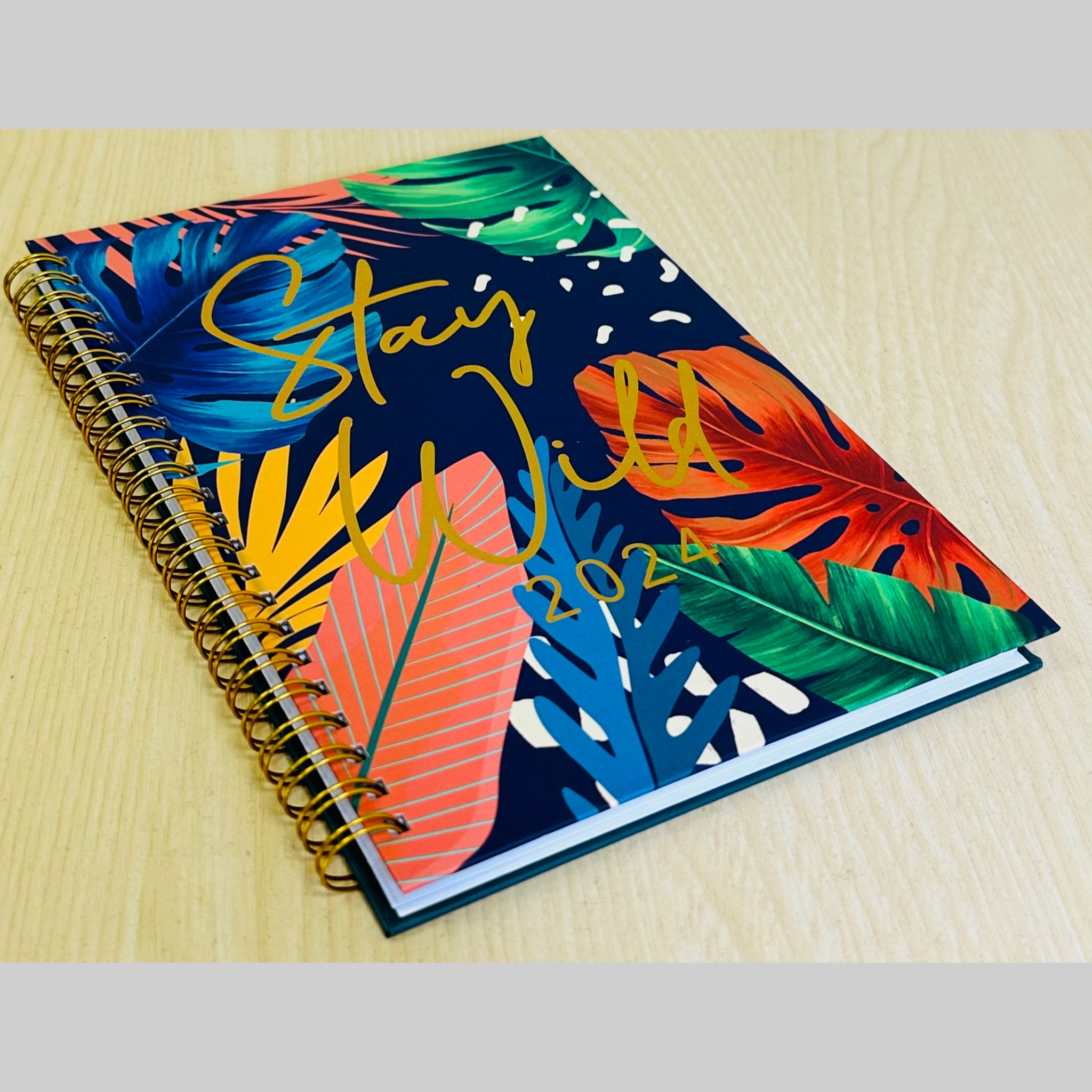 Beclen Harp 2024 Week To View/WTV Personal Executive A5 Diary With Tropical Print and Spiral Bonding/Wiro