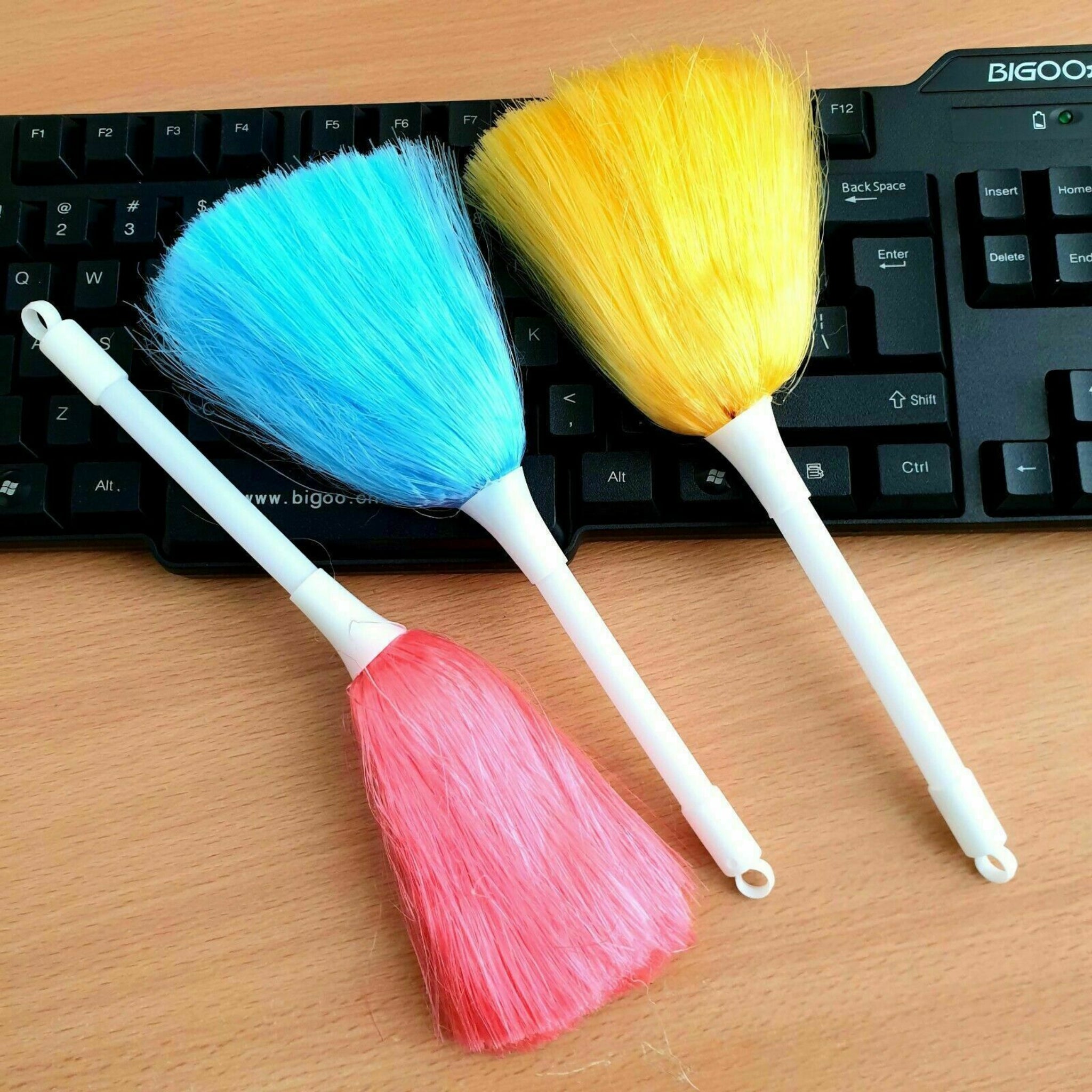 2x Mini Cleaning Duster Dust Magic Soft Cleaner Handle Feather Anti Static Small